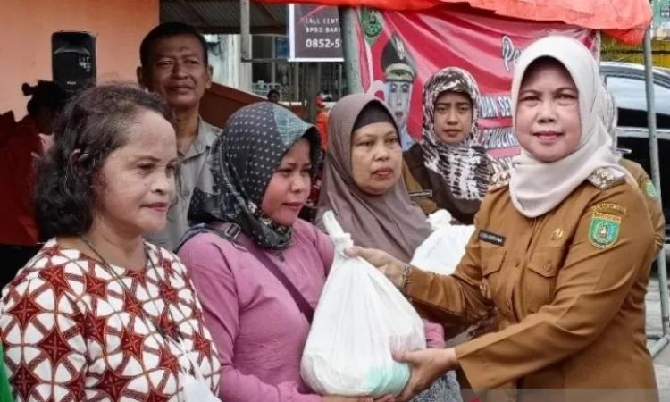 Bantuan Untuk Petugas Kebersihan
