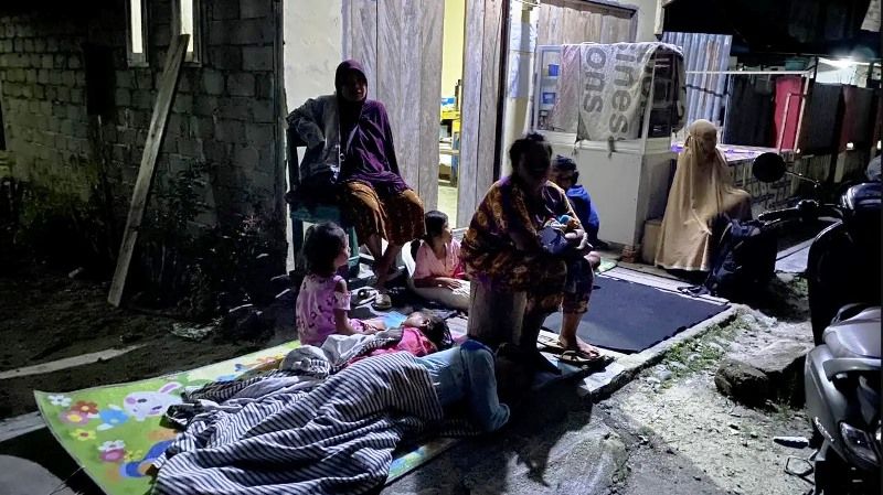 Warga Donggala Mengungsi